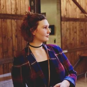 Meet your Posher, Claire